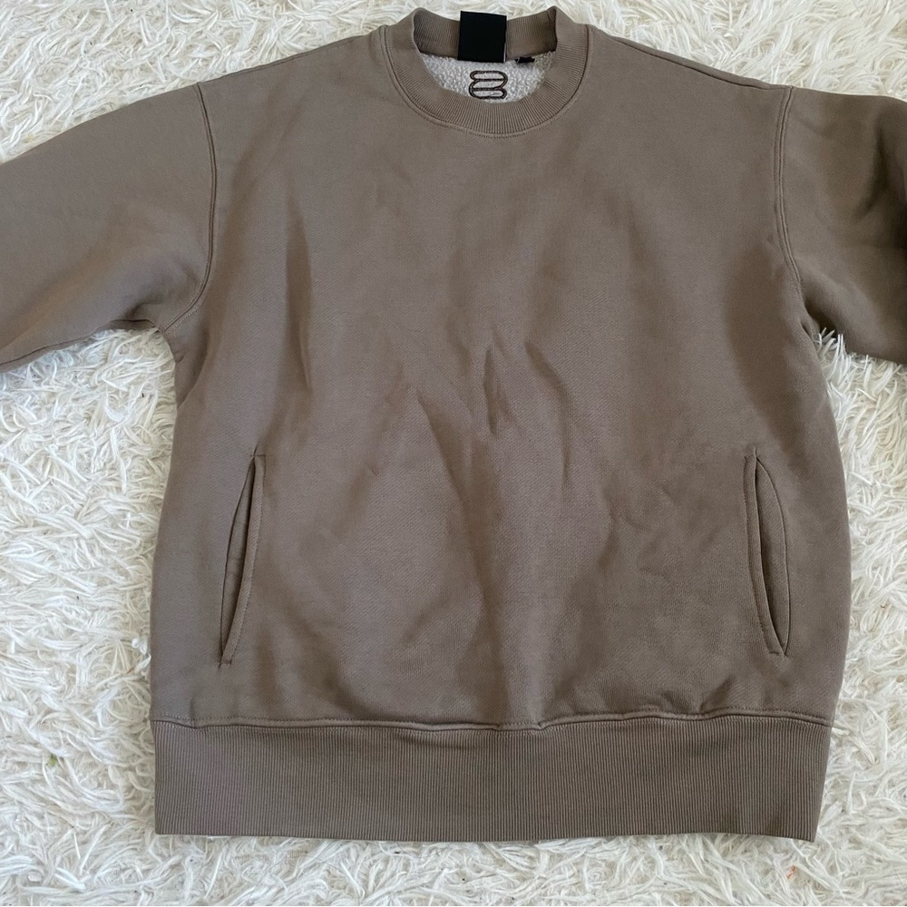 Aritzia Super World™ The Super Fleece™ Pocket Crew Sweatshirt - Picture 5 of 7